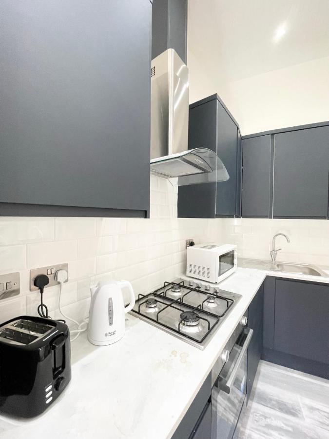 Lovely 4 Bed Apartment Perfect For Families! London Exteriör bild